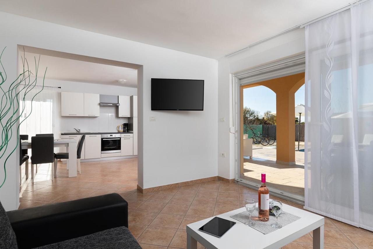 Villa Suhalj ميدولين المظهر الخارجي الصورة